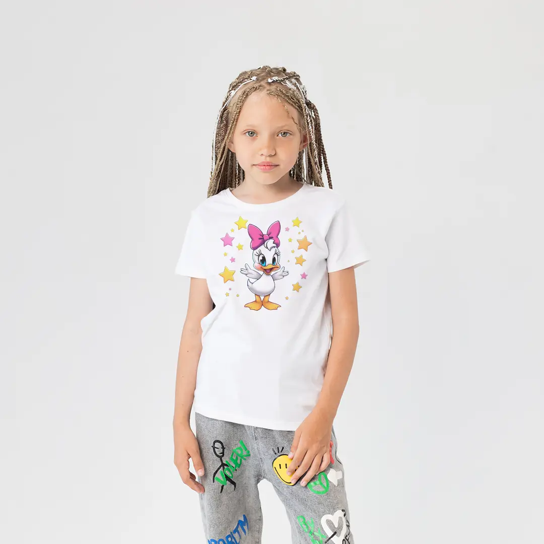 Daisy Duck Kız Çocuk Tişört – Yıldızlı Pembe Fiyonklu Daisy Duck Baskılı Beyaz T-Shirt Daisy Duck Kız Çocuk Tişört - Görsel 1