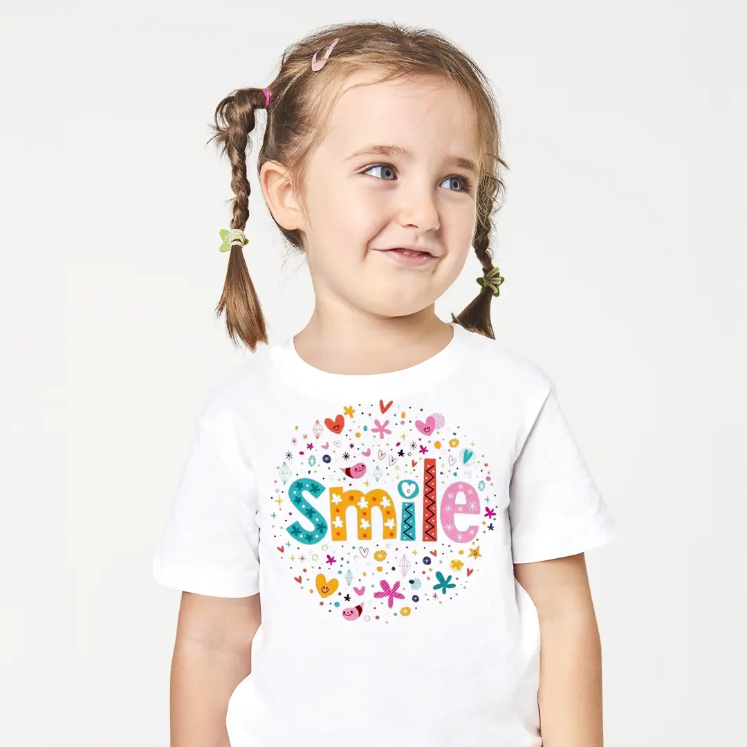 Kız Çocuk Smile Yazılı Kalp Desenli Baskılı Tişört – Sevimli Tasarım Çocuk Tişört Kız Çocuk Smile Yazılı Kalp Desenli Baskılı Tişört - Görsel 1