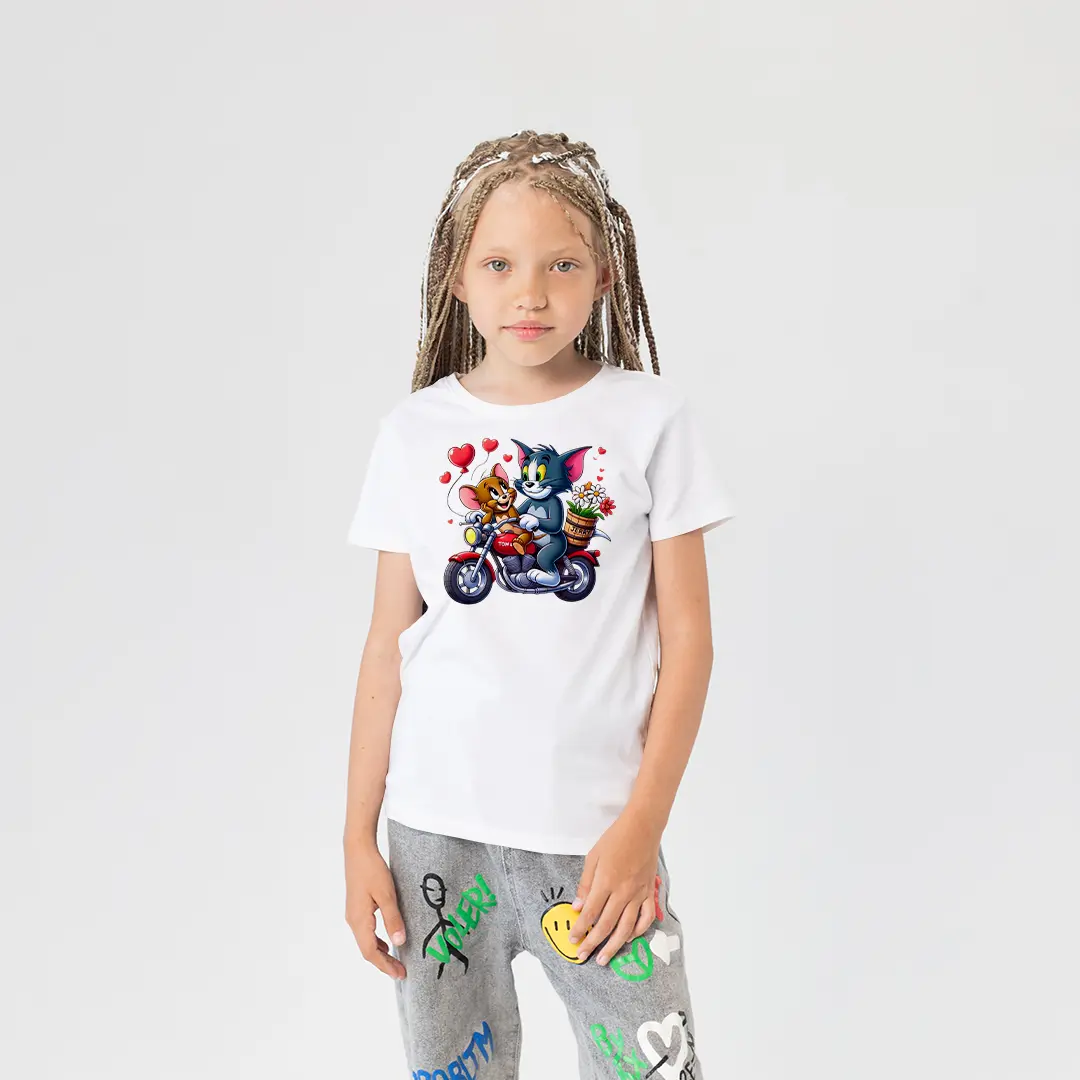 Kız Çocuk Tom Jerry Bisiklet Baskılı Tişört – Sevimli Çizgi Karakter Çocuk Tişört Kız Çocuk Tom Jerry Bisiklet Baskılı Tişört - Görsel 1