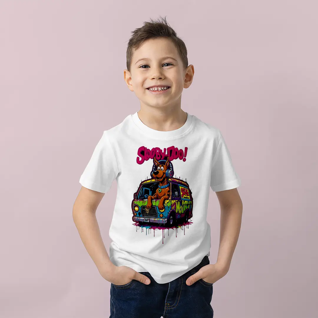 Scooby-Doo Grafiti Baskılı Çocuk Tişörtü – Mystery Machine Desenli Erkek Çocuk T-Shirt Scooby-Doo Grafiti Baskılı Çocuk Tişörtü - Görsel 1