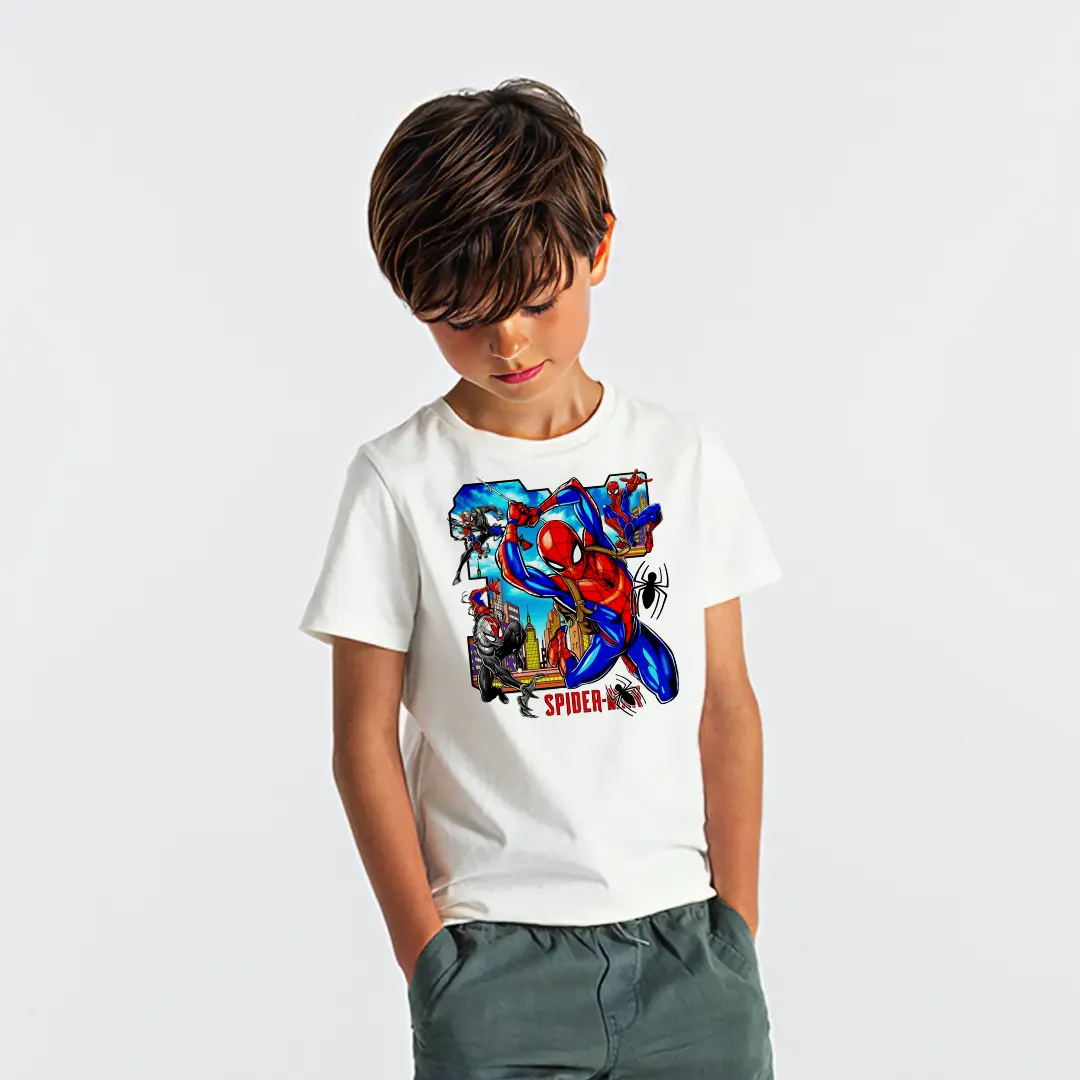 Spider-Man Aksiyon Baskılı Çocuk Tişörtü – Marvel Örümcek Adam ve Venom Desenli Erkek Çocuk T-Shirt Spider-Man Aksiyon Baskılı Çocuk Tişörtü - Görsel 1
