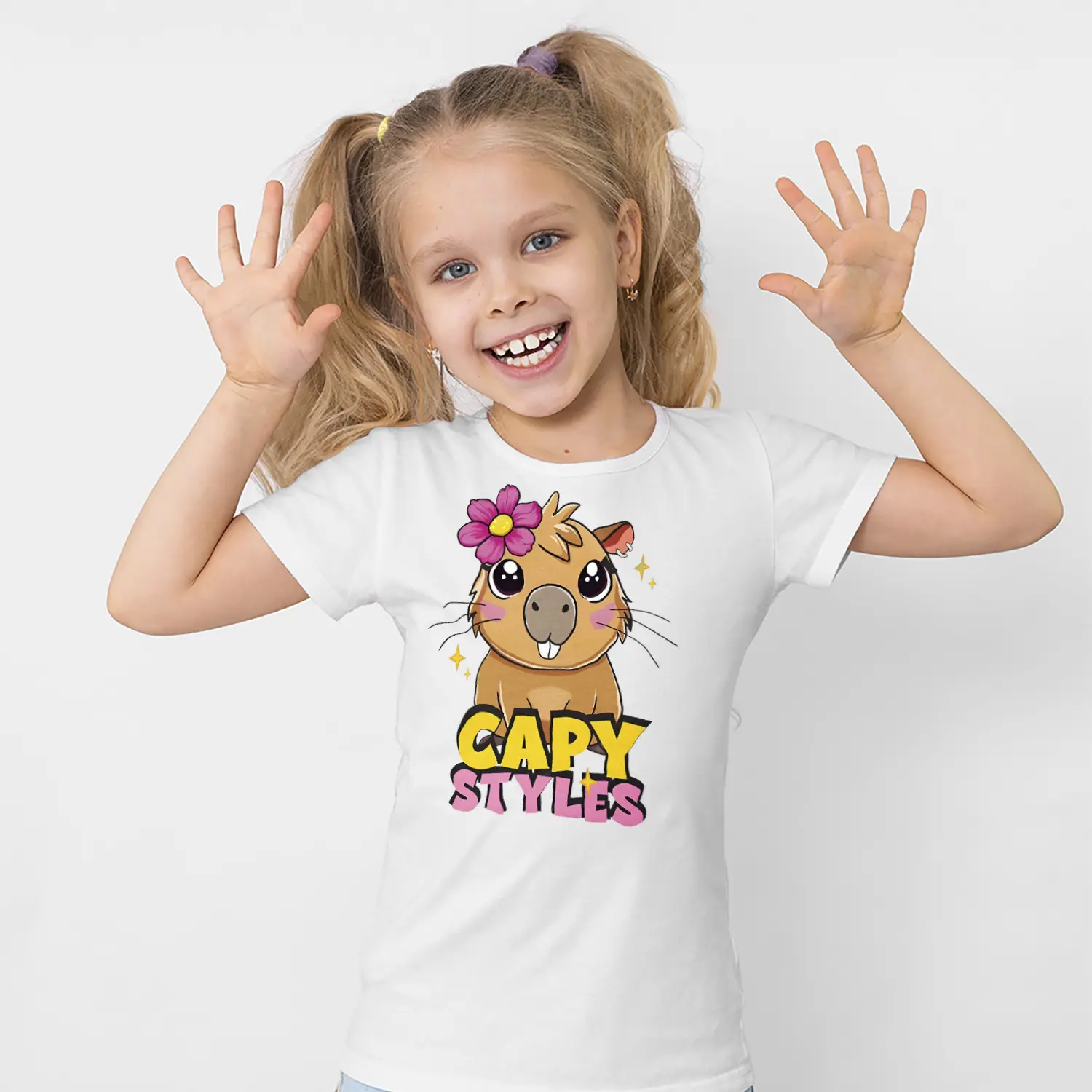 Çiçekli Sevimli Kapibara Karikatür Figürlü Baskılı Kız Çocuk Tişörtü