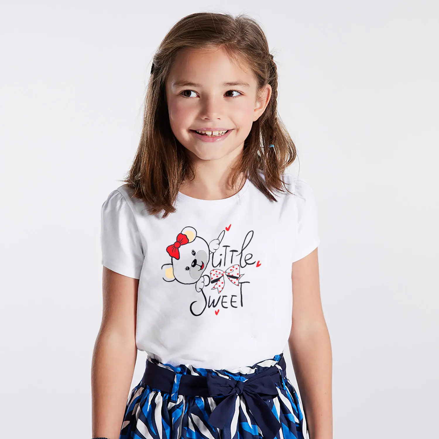 Fiyonklu Sevimli Ayıcık Little Sweet Yazılı Baskılı Kız Çocuk Tişörtü