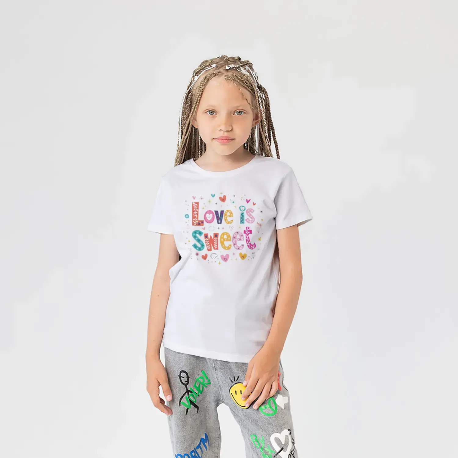 Love Is Sweet Renkli Yazı Baskılı Kız Çocuk Tişörtü
