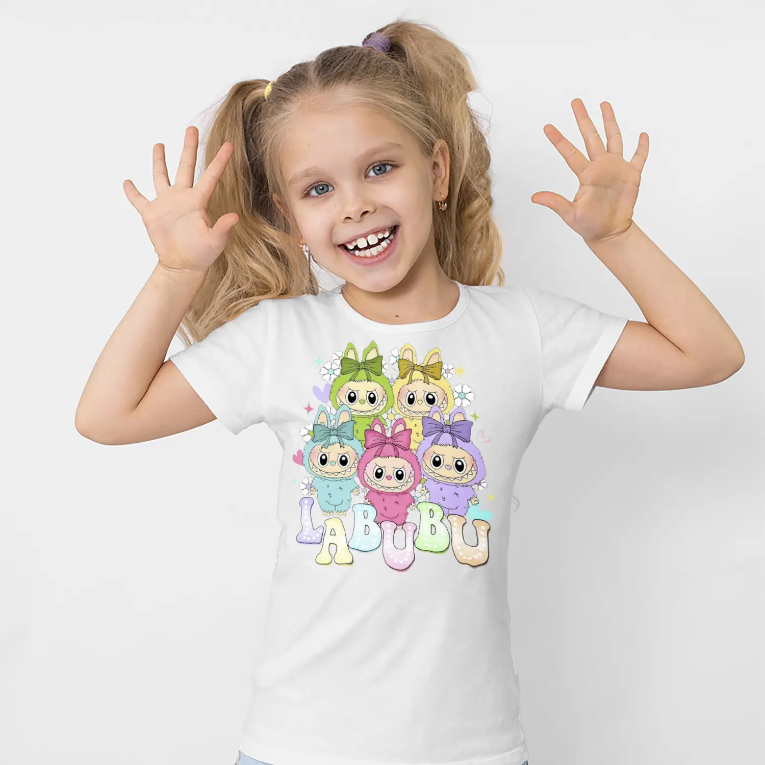 Renkli Fiyonklu Çok Figürlü Sevimli Tavşan Karikatür Baskılı Kız Çocuk Tişörtü